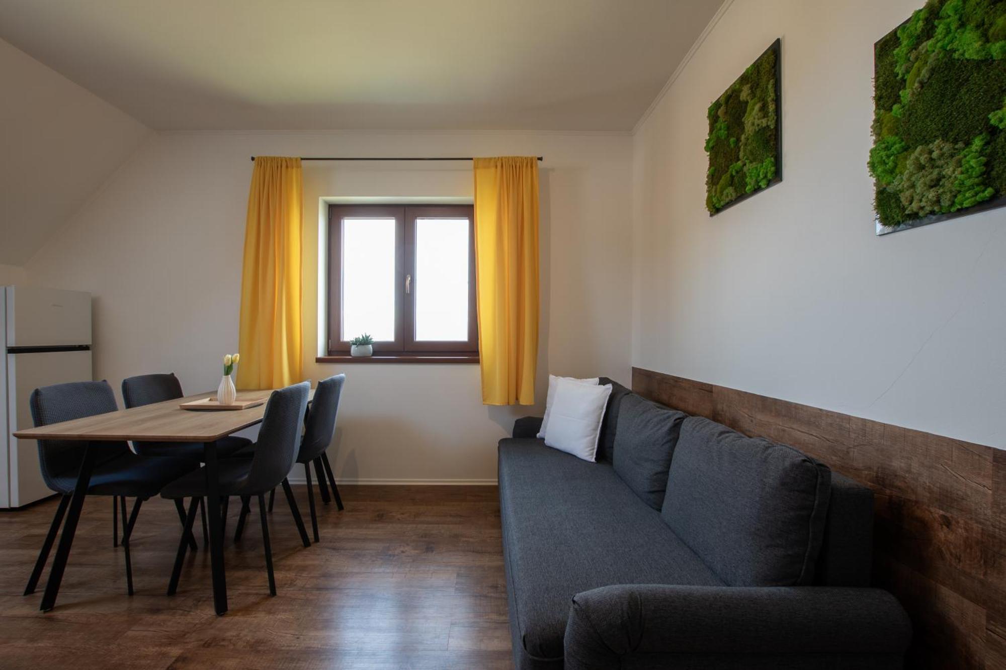 Palavia Apartments พาฟลอฟ ภายนอก รูปภาพ