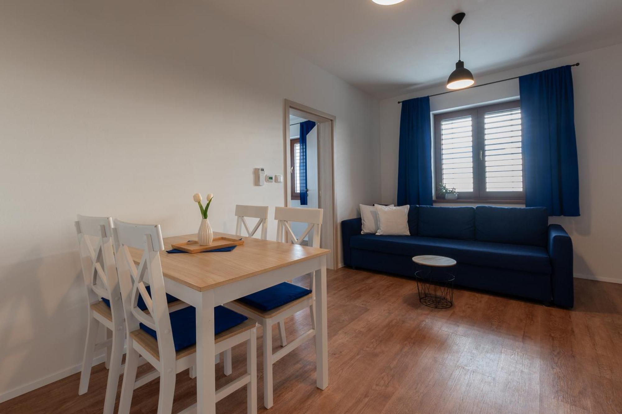 Palavia Apartments พาฟลอฟ ภายนอก รูปภาพ